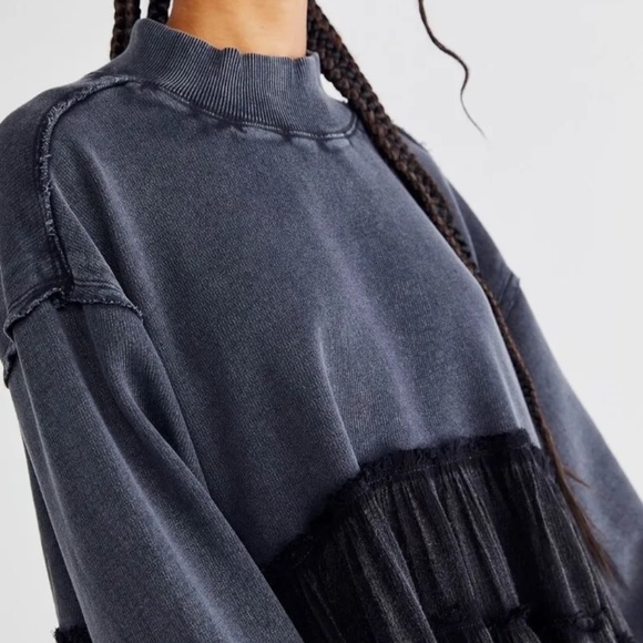 Free People Pixie Sweatshirt Tunic Dress Tiered Ruffled Oversized Wash black - Picture 7 of 7